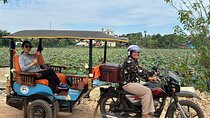Cambodian Village Life Tour with Lady Tuk Tuk & Local Guide