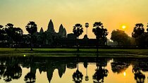 Sacred Dawn: Small Group Angkor Wat Sunrise & Temple Walk