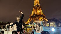Private 4 - Hour Paris Highlights Tour by Golf Cart Mini Moke