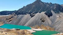 7 Lakes Ausangate Trek from Cusco with Breakfast and Lunch