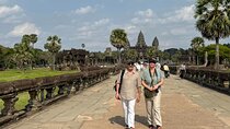 Angkor Wat Sunrise Private Tour with Angkor Temples Pass