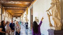 Uffizi Gallery Guided Tour with Optional Vasari Corridor Visit 
