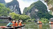 HOA LU -TRANG AN -MUA CAVE Full Day Including Boat Entrance Fees and Lunch