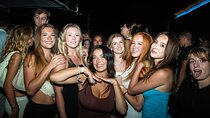 Split: Night Boat Party with DJ, Free Shots & After-Party
