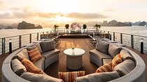 Hanoi: Hercules Grand Luxury Cruise with Buffet & Limousine