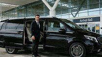 Vienna Airport (VIE) Private Transfer to Vienna City/Hotels
