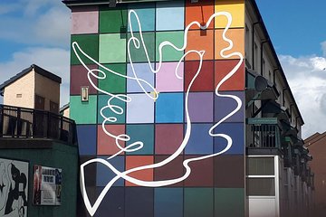 Derry City Bloody Sunday Bogside murals walking tour