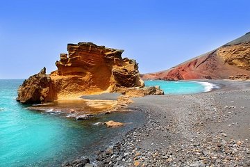 Full Day Tour to Timanfaya, Green Lagoon and La Geria