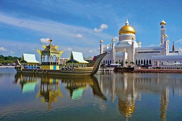 Brunei Half Day City Tour with Royal Regalia, Istana Nurul Iman & Kampung Ayer