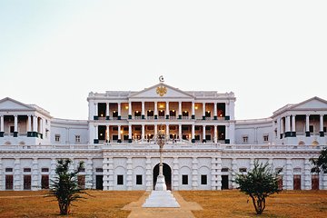 Heritage Walk with HiTea at Falaknuma Palace