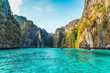 Luxury Small Group Phi Phi Sunrise from Phuket by Simba Sea Trips