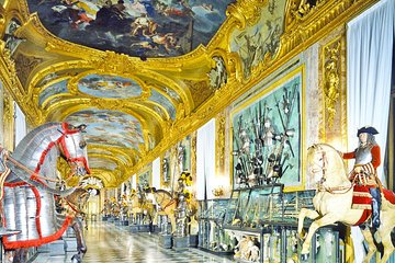 Skip the line Turin Royal Palace Tour with Holy Shroud Chapel, Armoury & Gardens