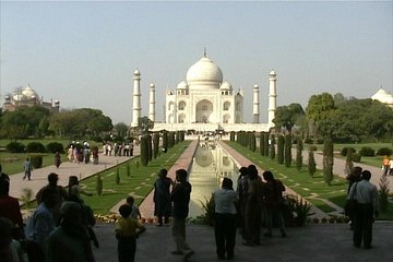  2-Day Tour to The Taj Mahal and Agra from Goa with Both Side Commercial Flights