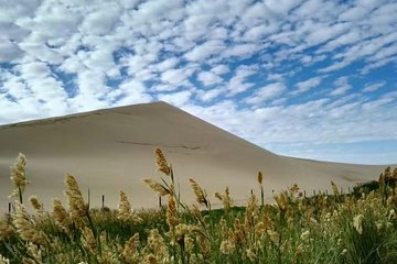 6-Night Private Silk Road Trip from Urumqi to Dunhuang and Jiayuguan with Accommodations