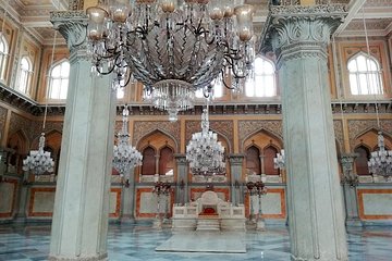 Half day Hyderabad tour about the opulence and splendor of Nizams in private car