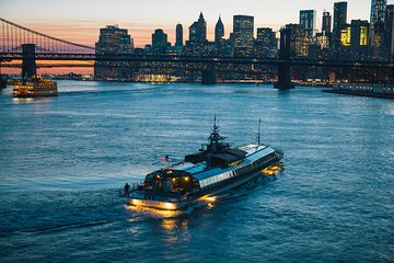 Bateaux New York Premier Dinner Cruise