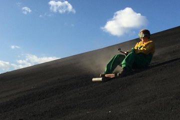 Cerro Negro Volcano Boarding & Boat Tour