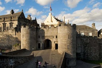 Glasgow Shore Excursion:Loch Lomond, The Trossachs & Stirling Castle Luxury Van