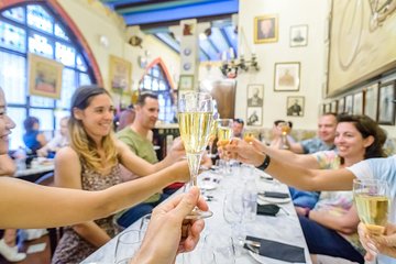 Barcelona Electric Bike Small Group Tour with Tapas and Wine Tasting