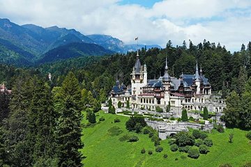 Dracula's Castle, Peles Castle and Brasov - Private Day Trip from Bucharest