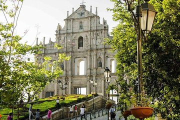 7 Hours Worth Seeing Scenery in Macau Private Tour with Limo
