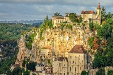 Private half-day tour to Rocamadour by EXPLOREO