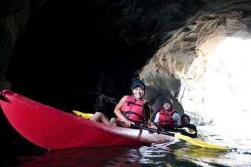 Kayak Tour of the 7 Caves