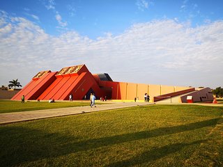 Full day Tombs of Sipán, Brunning, Ventarrón and Pto. Eten