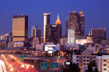 City Lights Atlanta Night-Time Tour with Photos & Dinner Stop