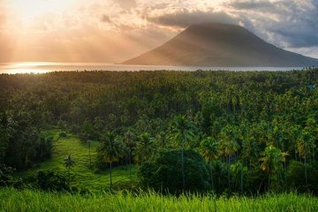 Sulawesi Nani Wartabone National Park Tour