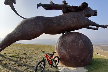 Tour in the Marche by Raffaello Sanzio: Art, Nature, Food and Wine