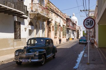 Old Town and Quinta San Pedro Santa Marta City Tour