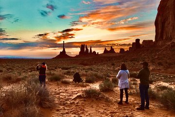 Sunrise Tour of Monument Valley