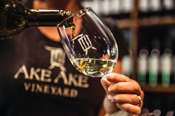 Bay of Islands Wine Tour with Lunch