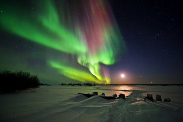 Yellowknife Tours - Aurora by bus