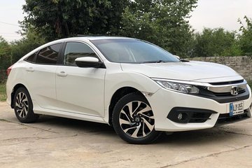 Chauffeur: Lahore International Airport Transfer - Arrival