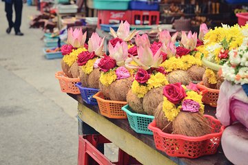 Vibrant Markets of Mysore (2 Hours Guided Walking Tour)