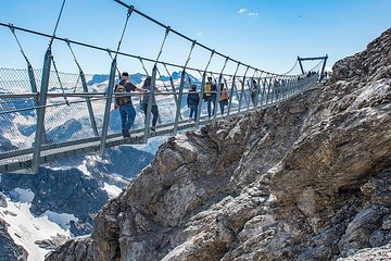 From Bern - Engelberg, Cheese, Trübsee, and Mt. Titlis Discovery Private Tour