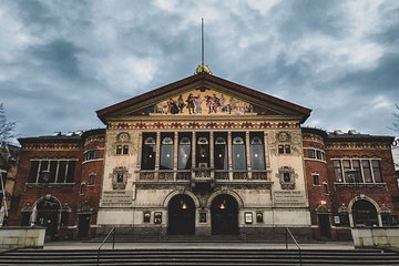 Explore Aarhus in 1 hour with a Local