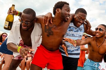 Adults only Hip Hop Sessions Boat Party Cancun