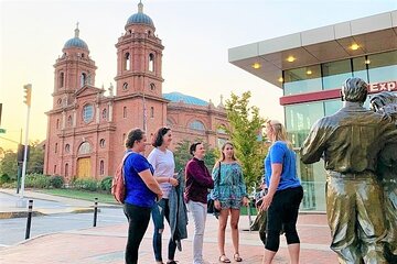 Downtown Asheville Tip-Based Sightseeing Walking Tour