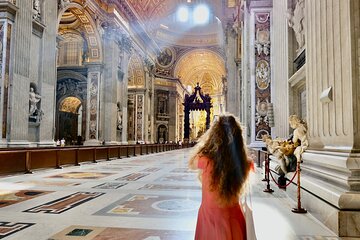 Tour of St Peter's Basilica with Dome Climb and Grottoes in a Small Group 