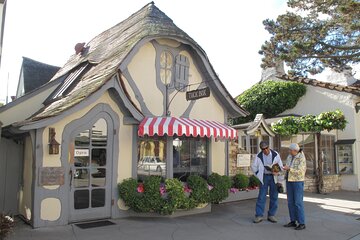 Guided 2-Hour Walking Tour in Carmel by the Sea