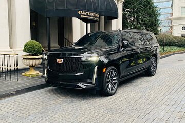 Arrival Private Transfer: Newark Airport EWR to New York in Luxury SUV