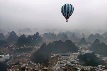 Half-Day Yangshuo Hot Air Ballooning Sunrise Private Tour