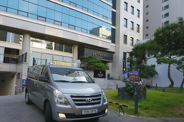 Private Airport Transfer: Incheon Airport to Seoul City (1-5 pax)
