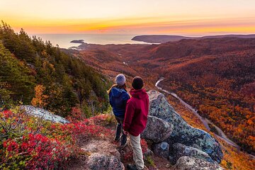 Cabot Trail: a Smartphone Audio Driving Tour