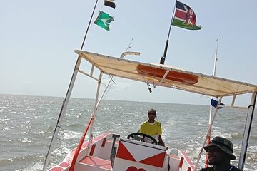 Full-Day Guided Boat Activity in Malindi 