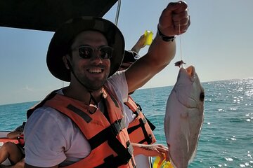 Full Day Tour with Fishing and Snorkeling from Holbox