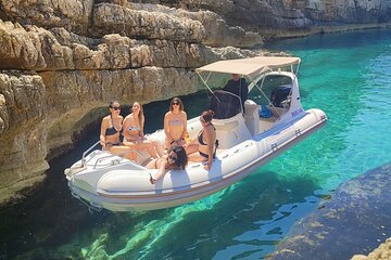 Half-Day Private Speedboat Excursion to Sazan Island & Karaburun